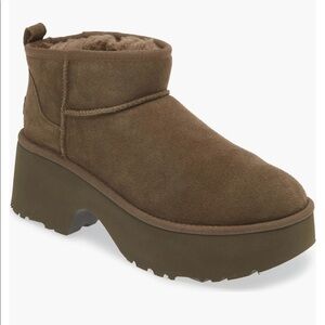 Brand New Platform Uggs in size 8